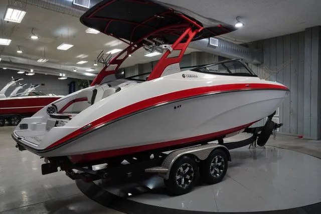 Slide: The Image of Yamaha 242X 2020 - 7