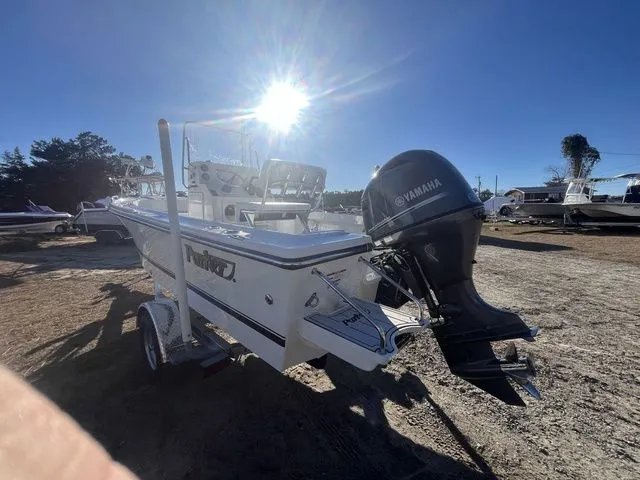 Slide: The Image of Parker Marine 180 Coastal 2026 - 4