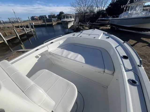 Slide: The Image of Parker Marine 180 Coastal 2026 - 7