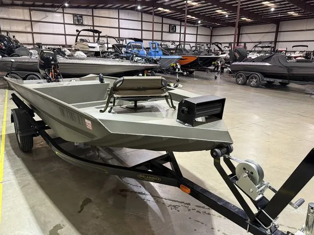 Slide: The Image of WeldBilt 1448 w/Mercury 25 2025 - 3