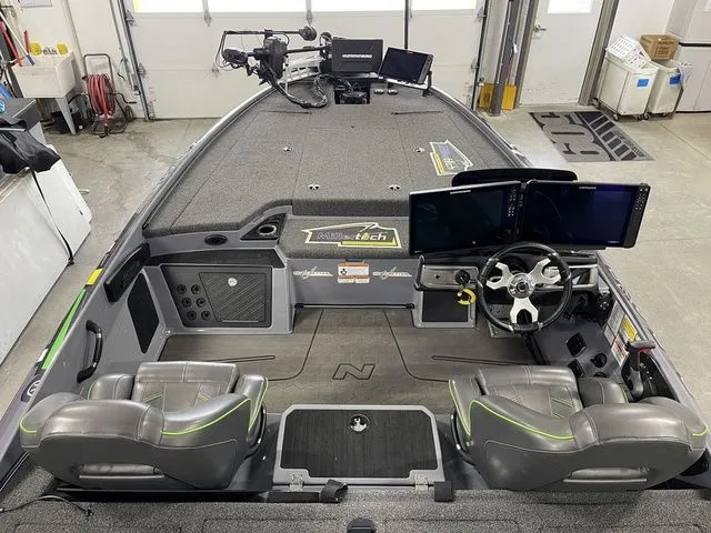 Slide: The Image of Nitro Z20 2023 - 17