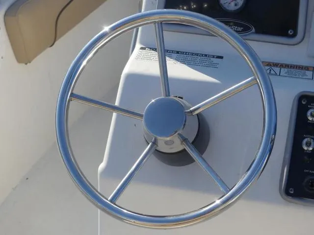 Slide: The Image of NauticStar 19 XS 2018 - 16