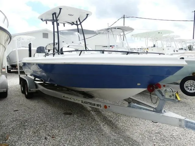 The Image of Glasstream 240 CCX 2022 - 1