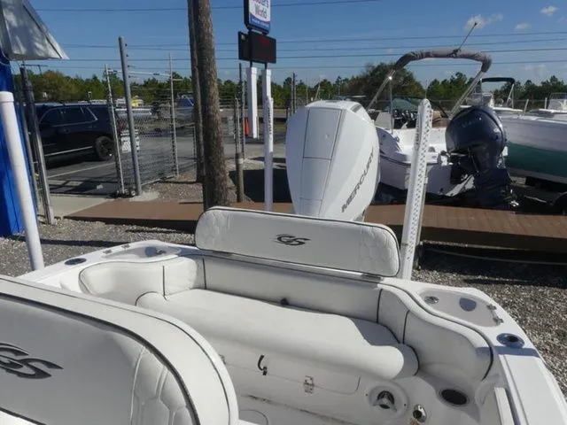 Slide: The Image of Glasstream 240 CCX 2025 - 14