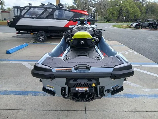 Slide: The Image of Sea-Doo RXT-X 2026 - 17