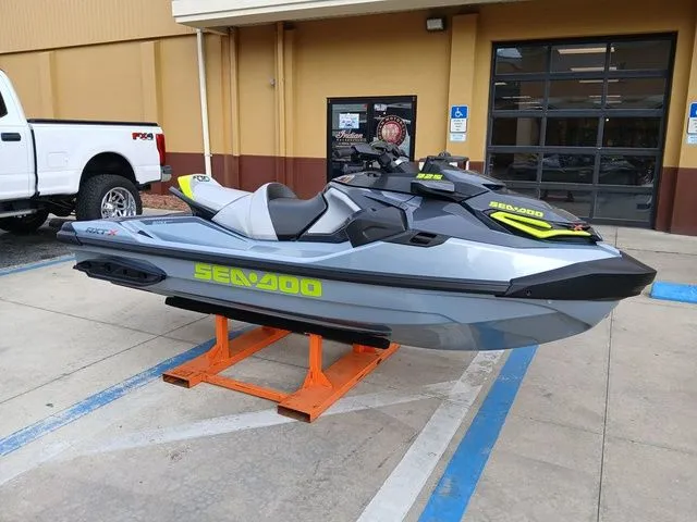 Slide: The Image of Sea-Doo RXT-X 2026 - 3