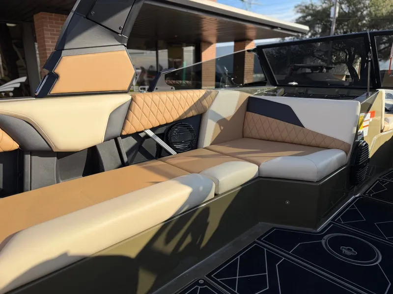 Slide: The Image of Tigé Z3 2023 - 17