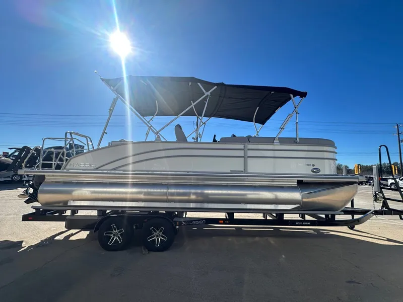 Slide: The Image of Harris Cruiser 230 2026 - 7