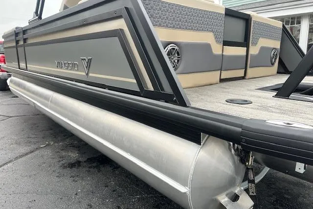 Slide: The Image of 2026 Viaggio Lago Z-Q pontoon boat with sleek design and modern features. - 5