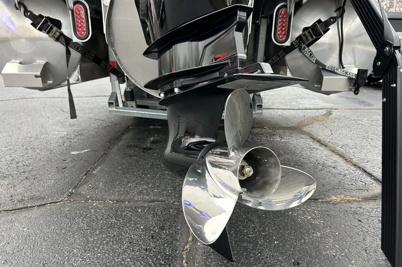 Slide: The Image of Close-up of Viaggio Lago Z-Q 2026 boat propeller on pavement. - 7