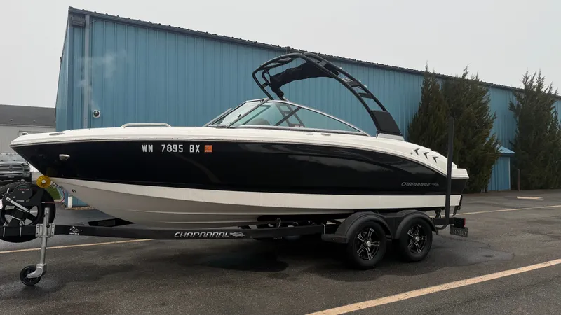 The Image of Chaparral 21 SSi 2024 - 1