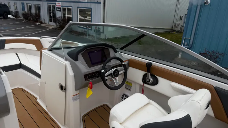 Slide: The Image of Chaparral 21 SSi 2024 - 23