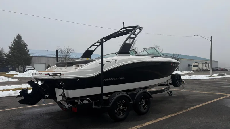 Slide: The Image of Chaparral 21 SSi 2024 - 5