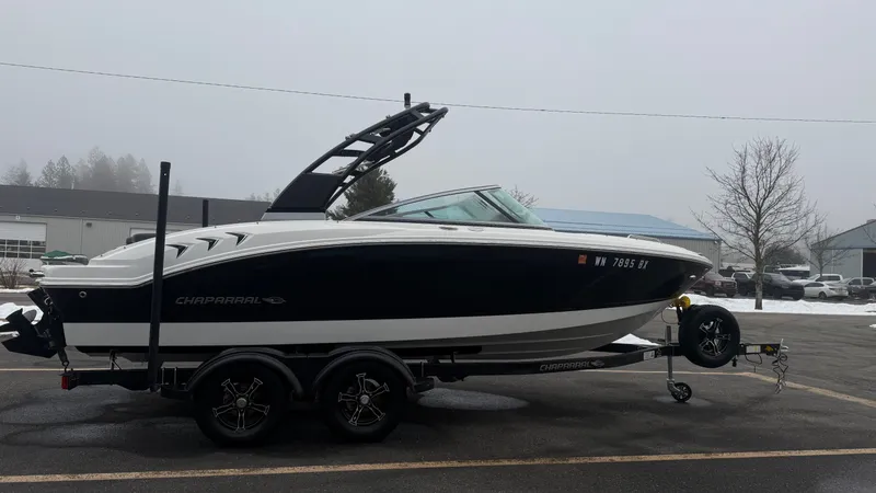 Slide: The Image of Chaparral 21 SSi 2024 - 6