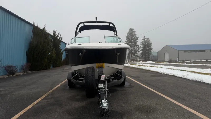 Slide: The Image of Chaparral 21 SSi 2024 - 8