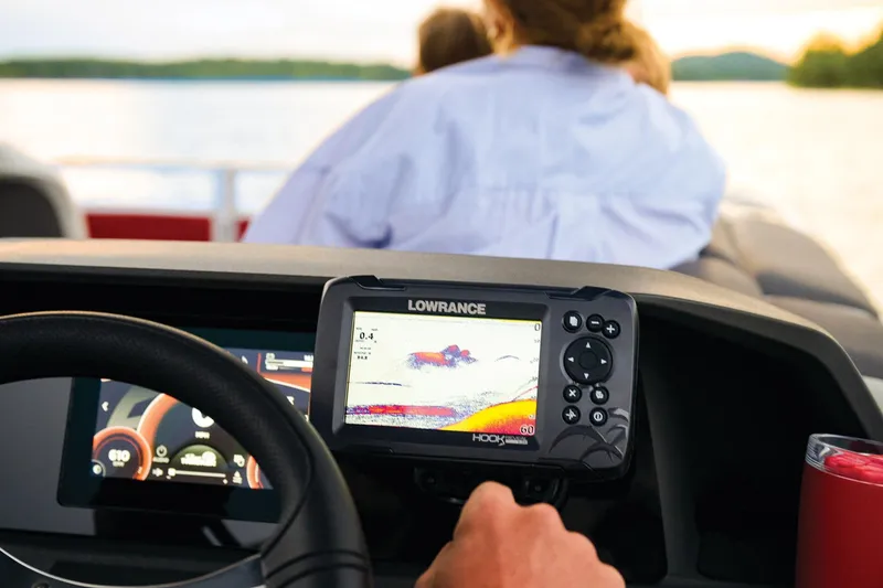 Slide: The Image of Sun Tracker Fishin' Barge 22 XP3 2026 - 106