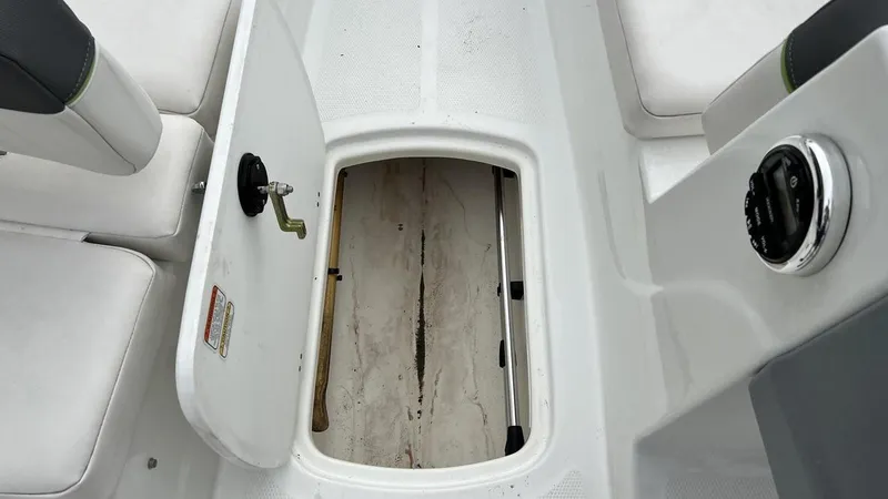 Slide: The Image of Tahoe T16 2021 - 5