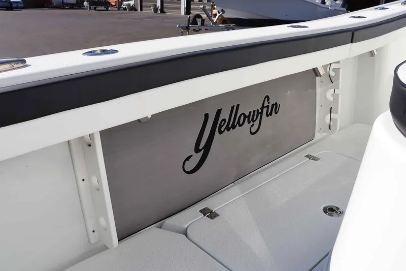Slide: The Image of Yellowfin 29 Offshore 2021 - 11