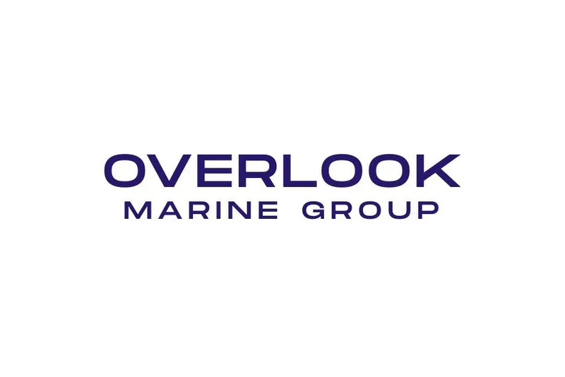Slide: The Image of Overlook Marine Group logo, associated with 2018 Pursuit OS 385 Offshore boat. - 3