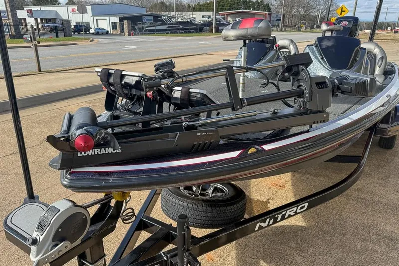 Slide: The Image of 2016 Nitro Z21 Pro boat with Lowrance equipment on a trailer. - 4