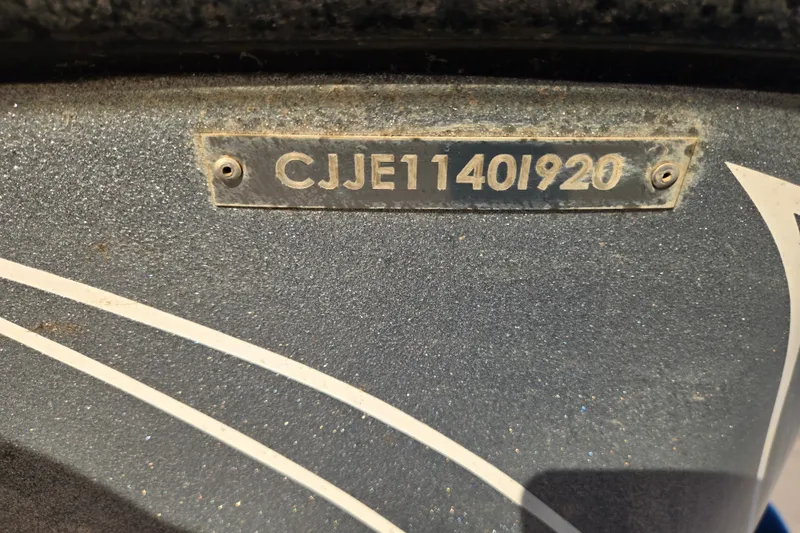 Slide: The Image of 2020 Phoenix 921 Elite boat with identification plate CJJE11401920. - 27