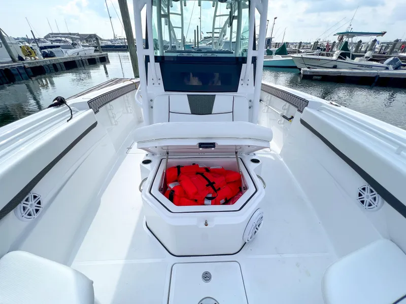 Slide: The Image of Wellcraft 302 - 9