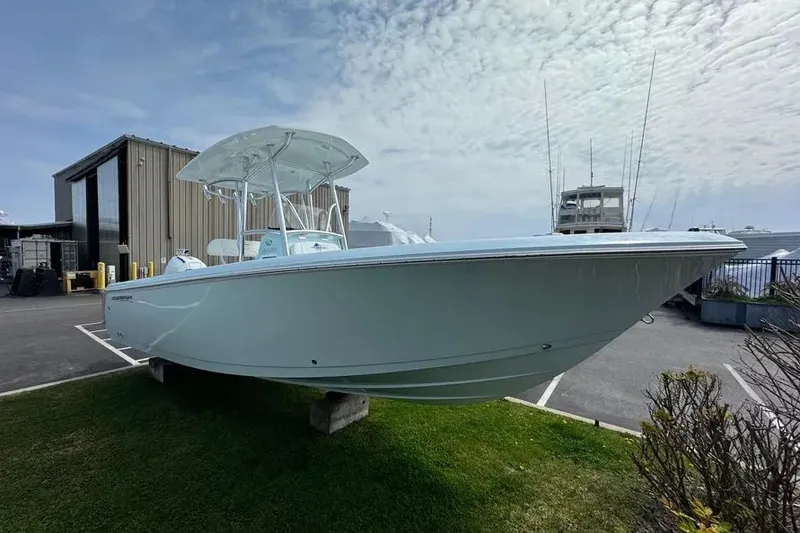 Slide: The Image of 2024 Aquasport 2400 CC 3 - 3