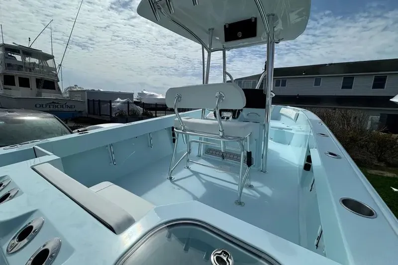 Slide: The Image of 2024 Aquasport 2400 CC 6 - 6