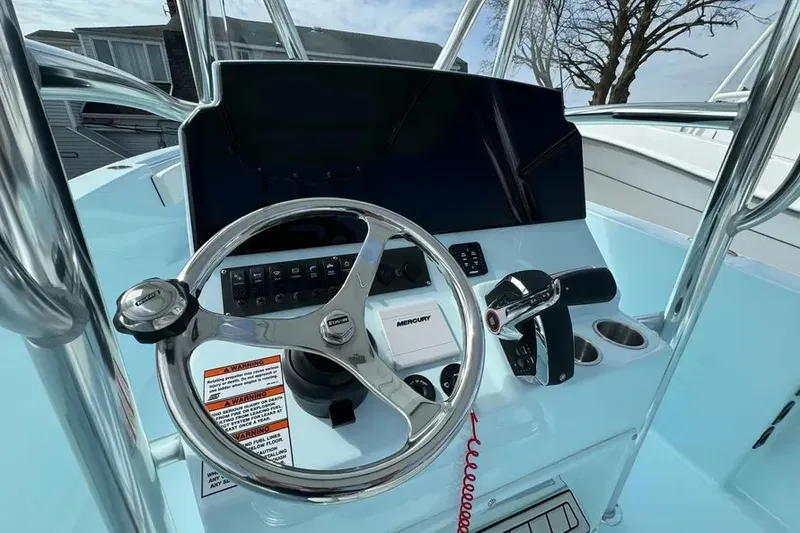 Slide: The Image of 2024 Aquasport 2400 CC 9 - 9