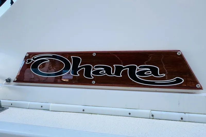 Slide: The Image of 1978 Californian 42 LRC boat with "Ohana" nameplate on wooden plaque. - 67