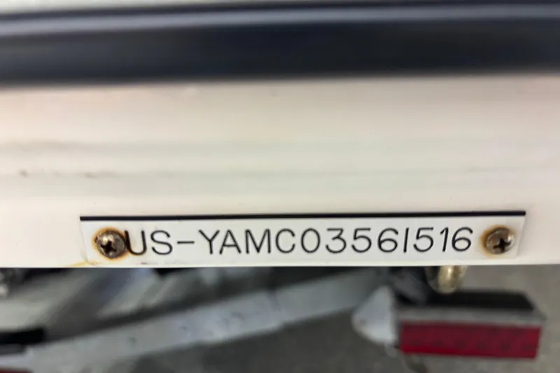 Slide: The Image of 2016 Yamaha Boats 242 Limited S hull identification number plate. - 19