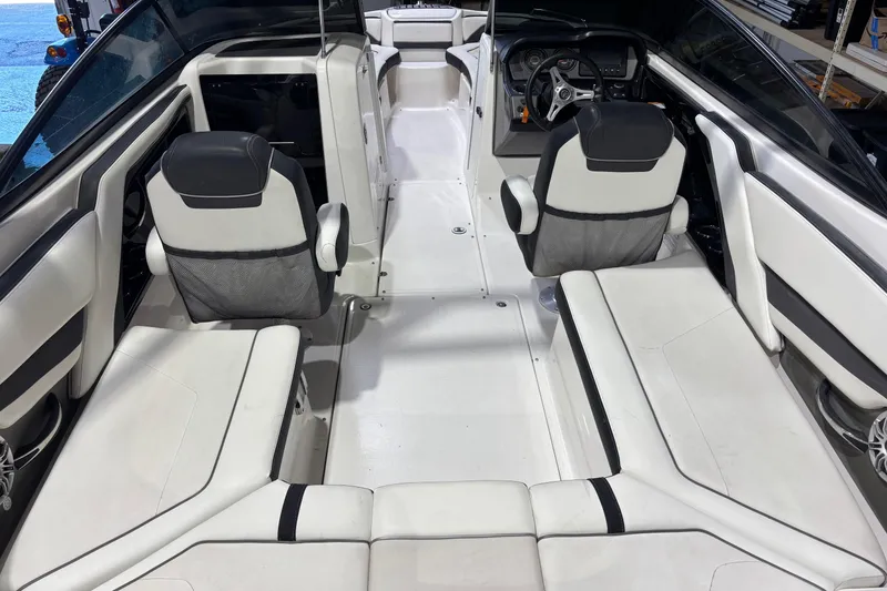 Slide: The Image of Interior of a 2016 Yamaha Boats 242 Limited S, featuring spacious seating and modern design. - 3