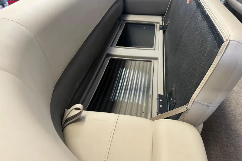 Slide: The Image of Mercury FourStroke engine on 2023 Sun Tracker Party Barge 18 DLX, outdoor setting. - 21