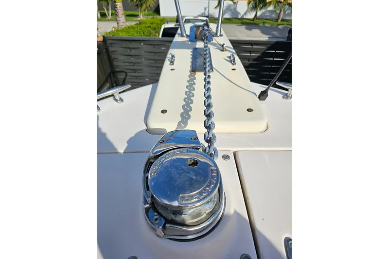Slide: The Image of 2006 Grady-White Sailfish 282 boat anchor chain and winch detail. - 9