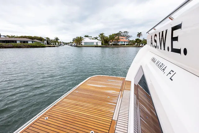 Slide: The Image of Prestige 520 FLYBRIDGE 2022 - 45