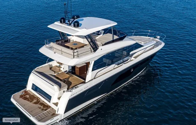 Slide: The Image of Prestige 520 FLYBRIDGE 2022 - 6