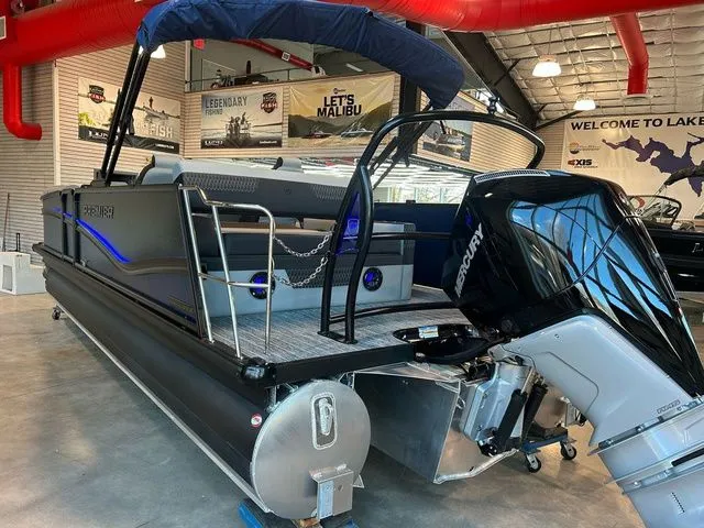 Slide: The Image of Premier 230 Solaris RL CL 2026 - 10