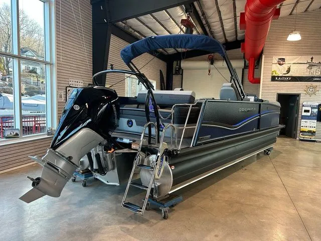 Slide: The Image of Premier 230 Solaris RL CL 2026 - 11