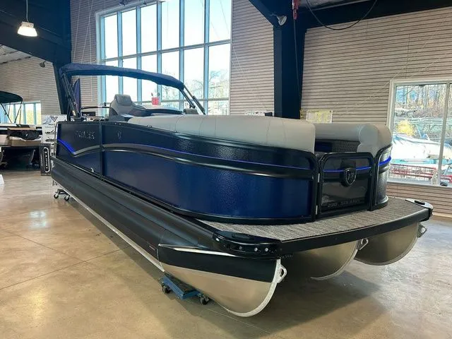 Slide: The Image of Premier 230 Solaris RL CL 2026 - 3