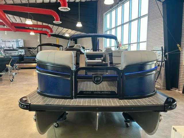 Slide: The Image of Premier 230 Solaris RL CL 2026 - 8