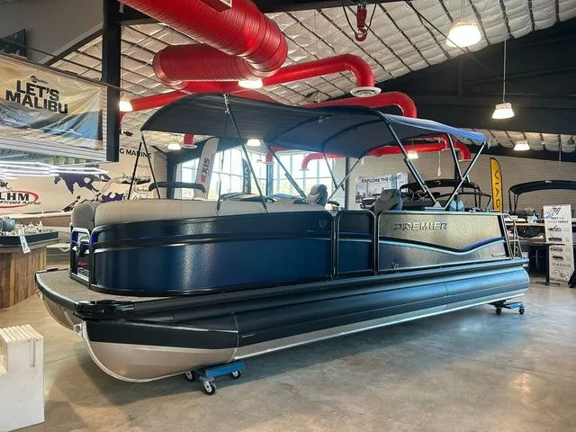 Slide: The Image of Premier 230 Solaris RL CL 2026 - 9