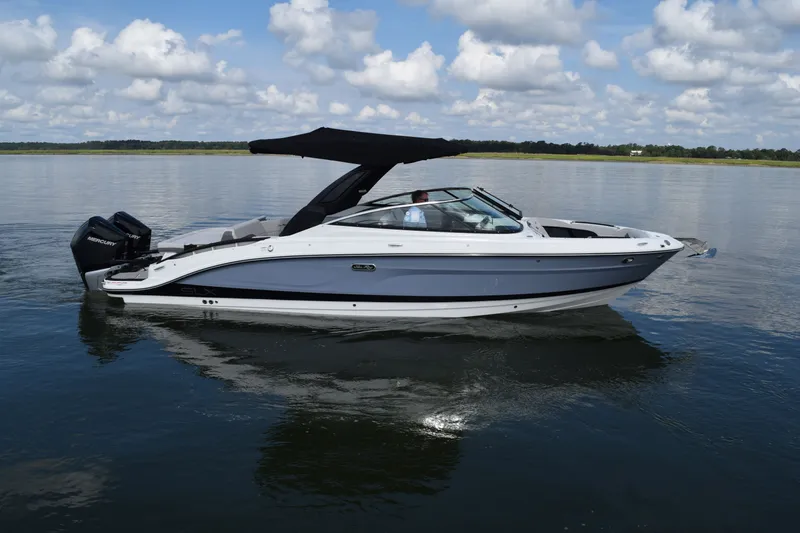Slide: The Image of Sea Ray SLX 280 Outboard 2026 - 0