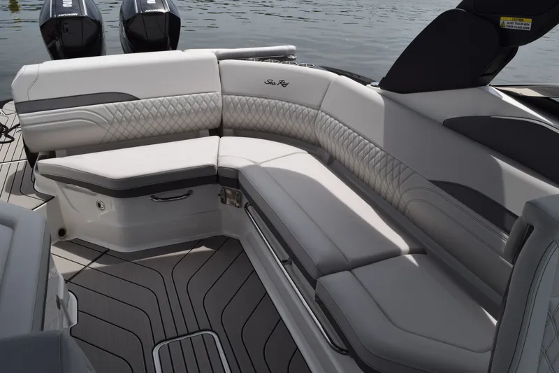Slide: The Image of Sea Ray SLX 280 Outboard 2026 - 8