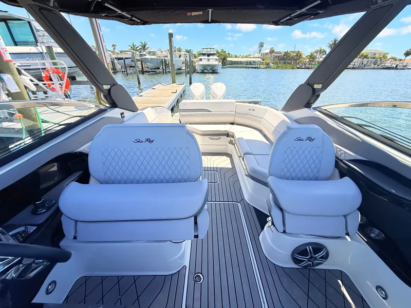 Slide: The Image of Sea Ray SLX 280 Outboard 2026 - 47