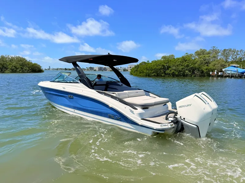 Slide: The Image of Sea Ray SLX 280 Outboard 2026 - 8