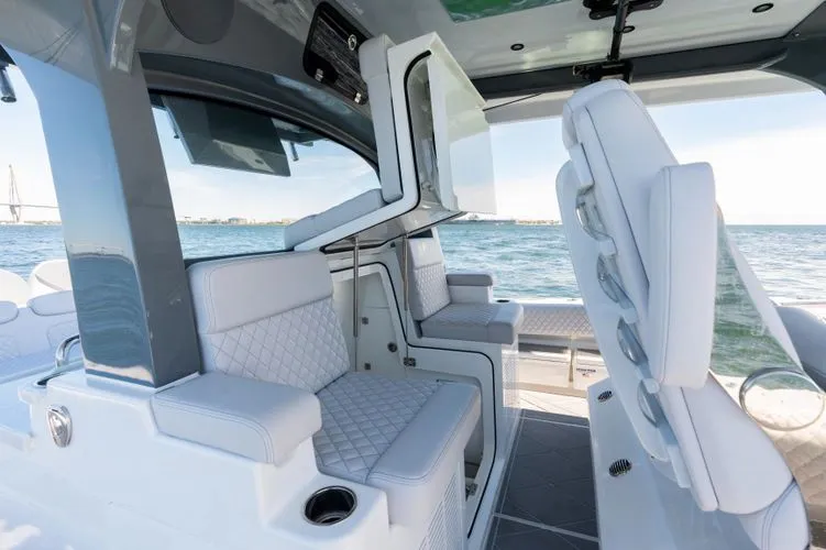 Slide: The Image of 2026 Hcb 48 Campeon - Image 33 - 33