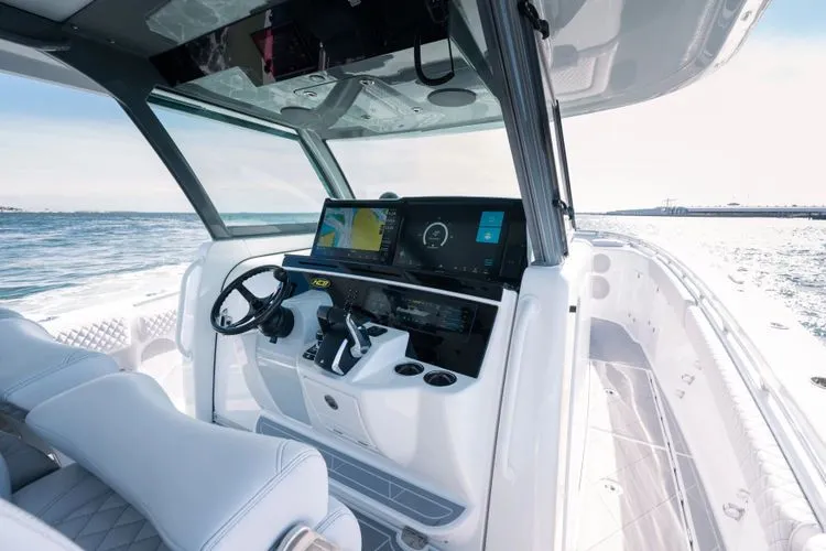 Slide: The Image of 2026 Hcb 48 Campeon - Image 37 - 37