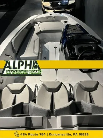 Slide: The Image of Scarab 165 SE 2026 - 4