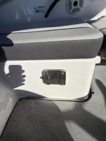 Slide: The Image of Yamaha AR220 2023 - 13