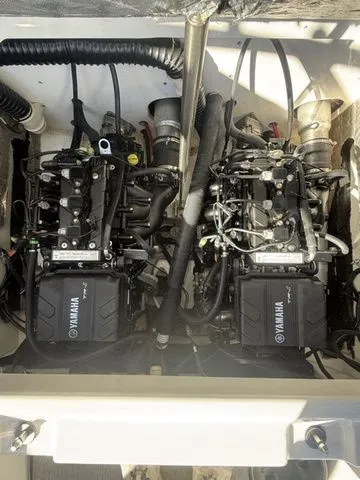 Slide: The Image of Yamaha AR220 2023 - 16